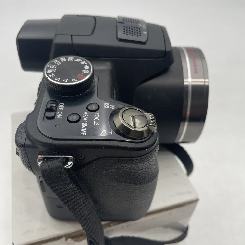 Panasonic Lumix DMC-FZ35 12.1MP 18x Digital Camera+Battery+Charger+ SD Card+Case